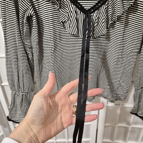 Vintage Parisian Style Black White Striped Ruffle Top Sz 8 - Picture 5 of 9
